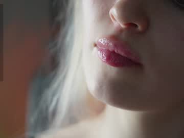webcam girl sonyaericsson image #6878813