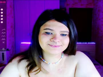 webcam girl _sofaluv_ image #2062697