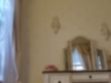 webcam girl littlegreekflower image #6671200