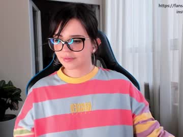 webcam girl aavee image #1893990