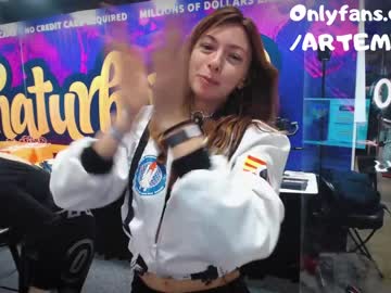 webcam girl artemisfit image #614318