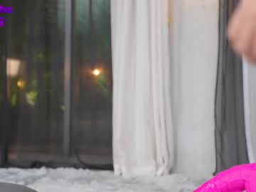 webcam girl mashayang image #1940189