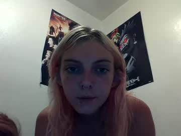 webcam couple cryingdemon818 image #4953587