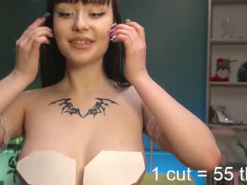 webcam girl ella_knockers_xl image #1565130