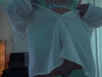 webcam girl mystikei image #4127402