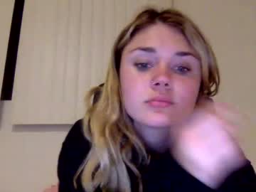 webcam girl cassidyyqueen image #4301594