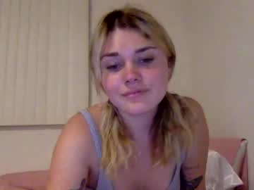 webcam girl cassidyyqueen image #4395013