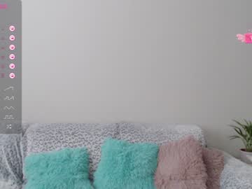 webcam girl emerald_kittycat image #6339309