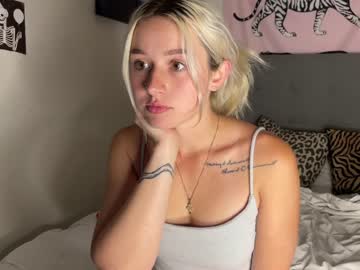 webcam girl charlybabyy image #4229169