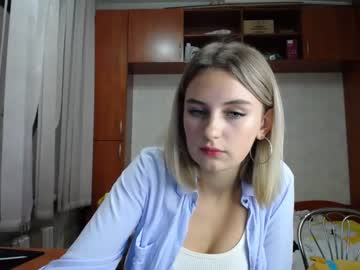 webcam girl melena_shy image #131204