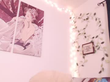 webcam girl eeeveee image #1431207