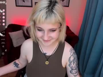 webcam girl yolandi_toit image #2185363