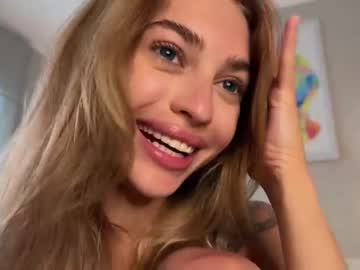 webcam girl cuteelsa_ image #6316935