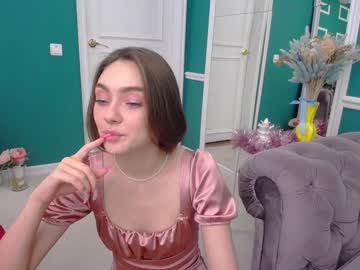 webcam girl adelewilson__ image #675876
