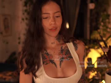webcam girl effylowell_ image #5439608