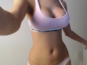 webcam girl trixie_taylor image #6449836