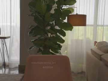 webcam girl emma_lu1 image #6702431
