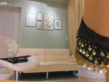 webcam girl mayabaee1 image #5476540