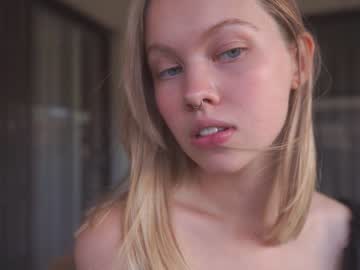 webcam girl bibi_it_is image #3766893
