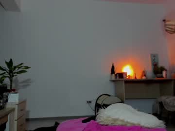 webcam girl charlotte2896 image #389500