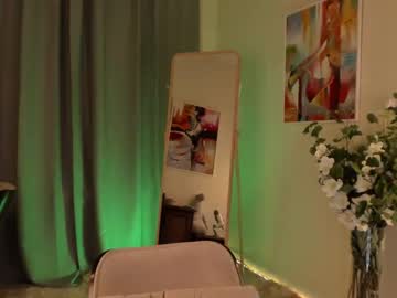 webcam girl naomi_lapaglia_ image #2300564
