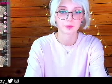 webcam girl lit1le_kitty_ image #2875250