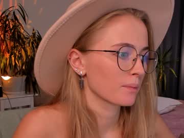 webcam girl linellali image #2771721