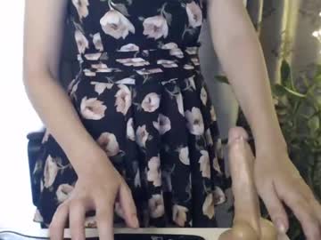 webcam girl littleflowers image #4512304