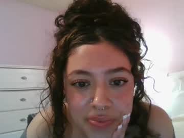 webcam girl savinajade image #3207335
