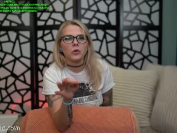 webcam girl _shycutie image #5648735