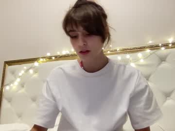 webcam girl crown_of_vice01 image #2845142