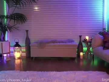 webcam girl phoenix_taylor image #3471442