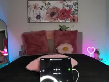 webcam couple ari_lovexo image #5812553