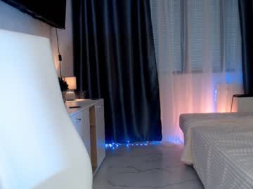 webcam girl amourvenenum image #2812581