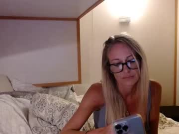 webcam couple jess_glamis96 image #2023886