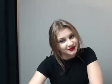 webcam girl relax_nina image #243397