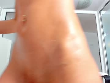webcam girl ingridblondy94 image #5154568