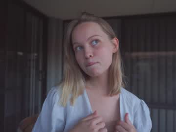 webcam girl bibi_it_is image #3623848