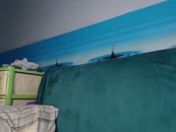 webcam girl incrediblyomelia image #1787408