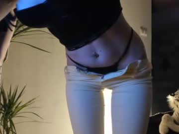 webcam girl sofiaandwonderland image #2286798