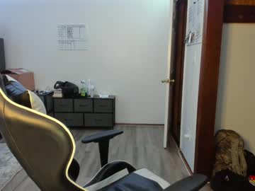 webcam man cowsgomoo101 image #3292014