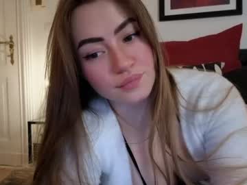 webcam girl strawberryjamx image #5940242