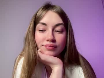 webcam girl strawberryjamx image #3713885