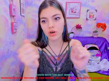webcam girl maura_shy image #525513