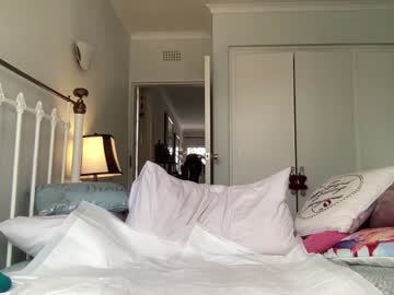 webcam girl gl1tter_barbie image #1378412
