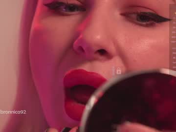 webcam girl bronnica image #3490162