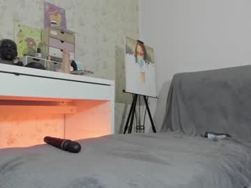 webcam girl charlotte2896 image #4248235