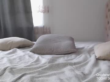 webcam girl cbhotblonde image #2269366