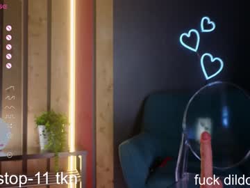 webcam girl milly_shy image #6550991