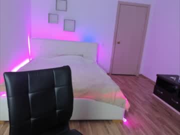 webcam girl alittle_ image #1373978